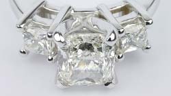 Cushion/Princess Diamond Ring